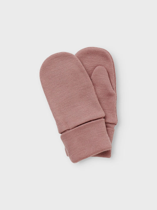 Rosa ullvantar. tunna tumme vantar i ull, merinoull från Name it. 
NMFWILLIT WOOL MITTENS W/THUMB
13228464