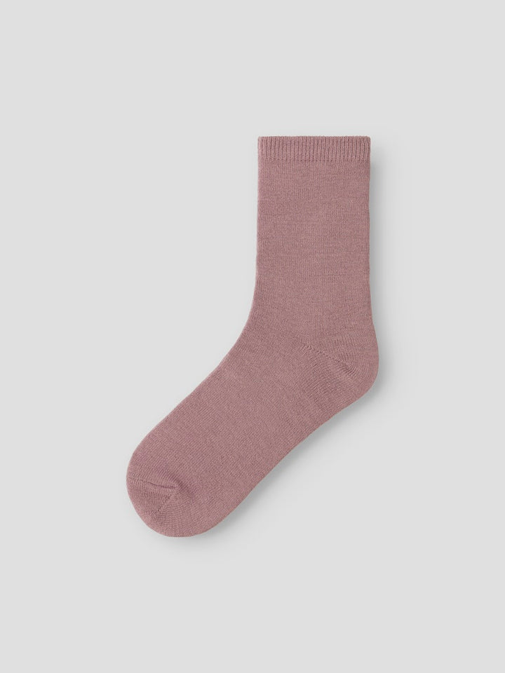Tunna grå och rosa ull strumpor i merinoull till flicka. Barn strumpor i 2-pack för varma fötter. 
NKFWAK WO/BL 2P SOCK
13228565