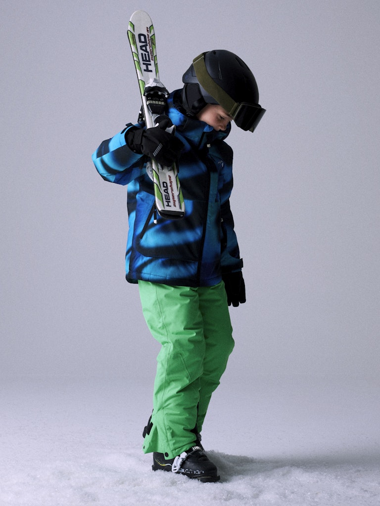 Multi färgad blå svart skid jacka till pojke. Varm och funktionell vinter jacka till kille.
NKNSLOPE10 SKI JACKET AOP FO
13242462
