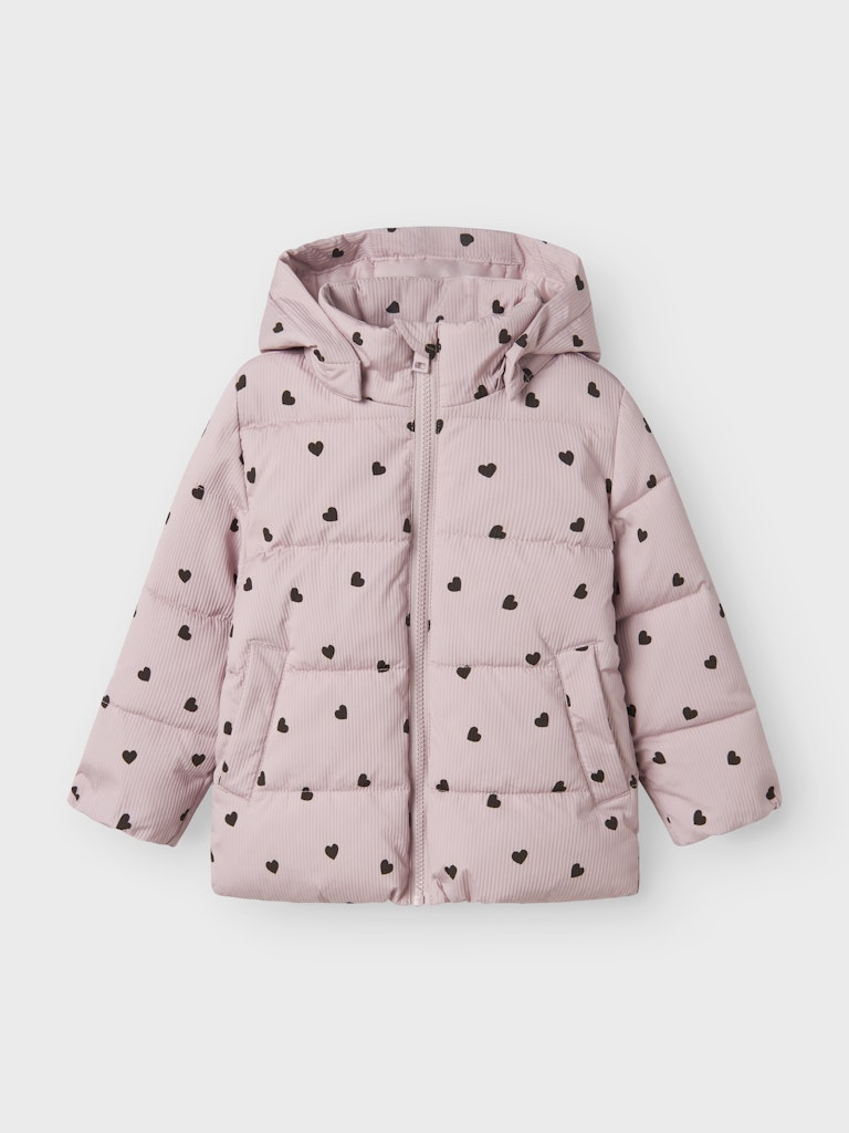 Söt rosa vinter jacka till flicka. Höst jacka med små hjärtan på från Name it.
NMFMONDAY PUFFER JACKET
13243667