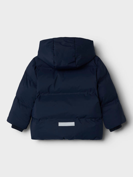 Blå puffer vinter jacka till flicka och pojke. Unisex jacka varm och skön barn jacka.
NMNMUSK PUFFER JACKET TB NOOS
13244886