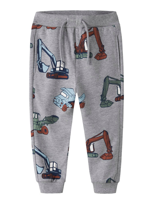 Grå mys byxa till pojke med grävare och lastbil. Joggers med print.
NMMNENEAN SWE PANT BRU PB
13244927