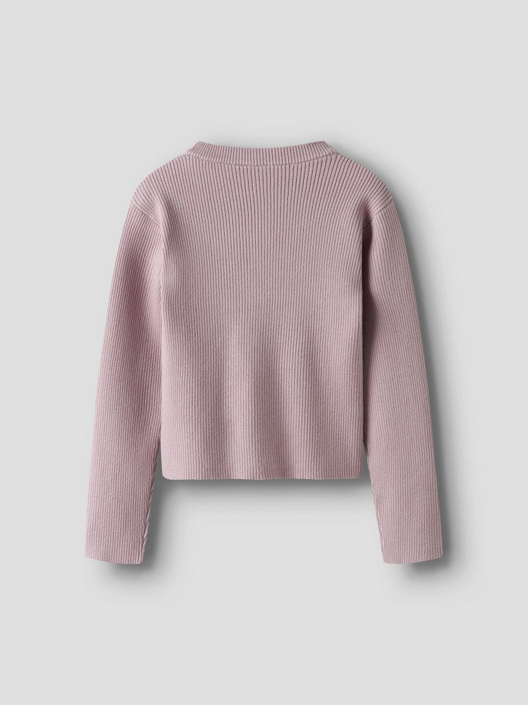 Rosa fin stickad kofta till flicka. Tjej cardigan i enkel klassisk modell som passar till både vardag och fest.
NKFLARENLISE XSL LS KNIT CARD
13245597