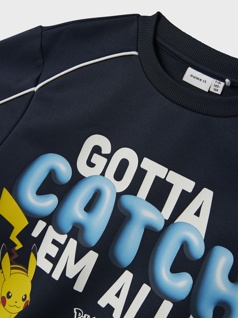 Blå Pokemon tröja i sweat lite tjockare kvaliet. PokemonTröja till pojke, kille.
NKMSIDNEY POKEMON NREG POLY SWEAT SKY
13247268