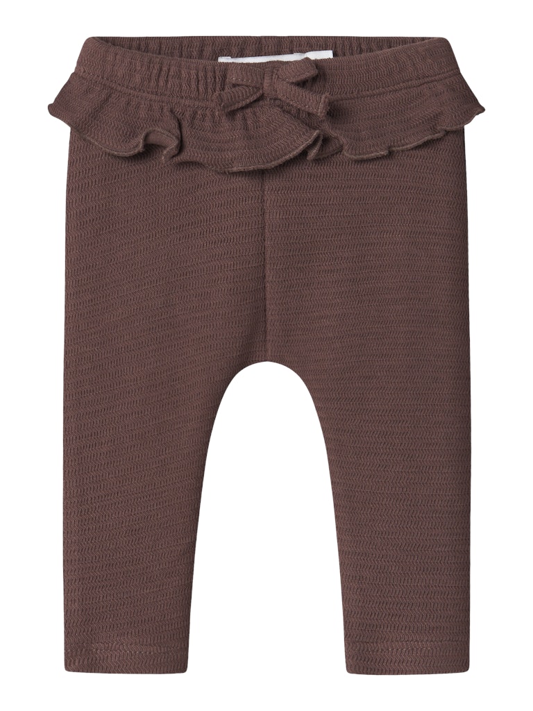 Söt brun lila baby byxa till nyfödd bebis flicka.  Leggings med volang upptill och tillverkade i en lite tjockare  mjuk skön ekologisk bomull.
NBFOLAYA LEGGING
13247511