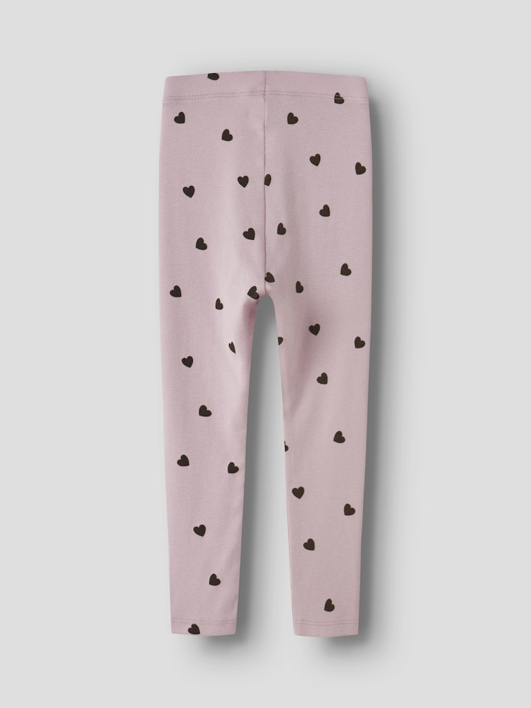 Söta leggings till flicka i rosa med små bruna hjärtan. Perfekt byxa basplagg för barn
NMFKHEART XSL LEGGING
13249238