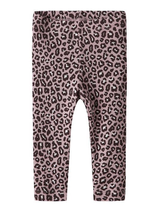 Rosa baby leggings med leopard mönster till flicka. Bebis byxor till nyfödd i ekologisk bomull.
NBFLEOANA LEGGING
13249255