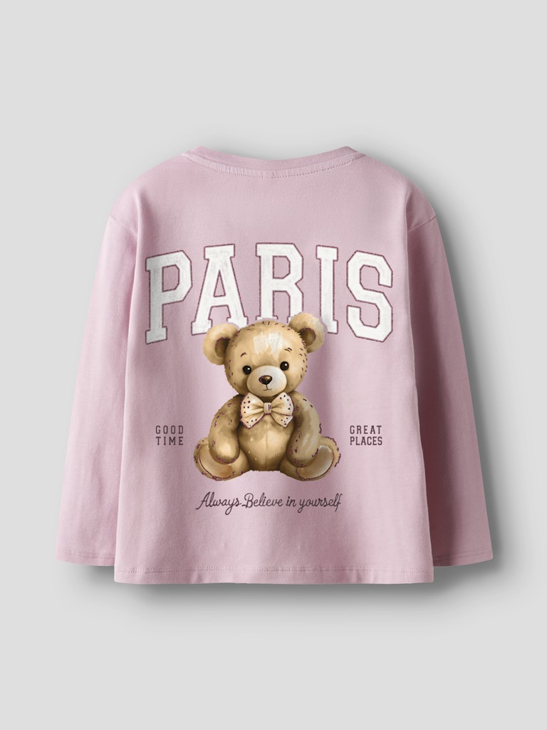 Rosa tröja med söt nalle på ryggen. Ekologiska barnkläder från Nameit till flicka. Nalle i Paris.
NMFREARAJA NREG LS TOP
13249331