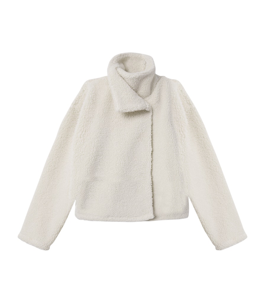 Vit lurvig teddy jacka till tjej. Höst jacka till flicka i cool kort modell.'
NLFBETTY LS SHORT JACKET
13249402