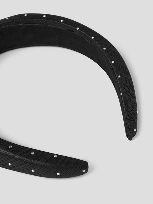 Svart diadem, hårband med glitterprickar. Hår accessoar till tjej, barn och ungdom.
NKFRIGLITTER HAIRBRACE
13250371