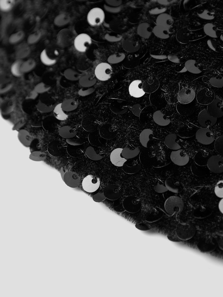 Trendig paljett basker till barn och ungdom tjej. Festlig hatt, mössa till flicka från Nameit.
NKFRIBBEANA BARET HAT
13250870