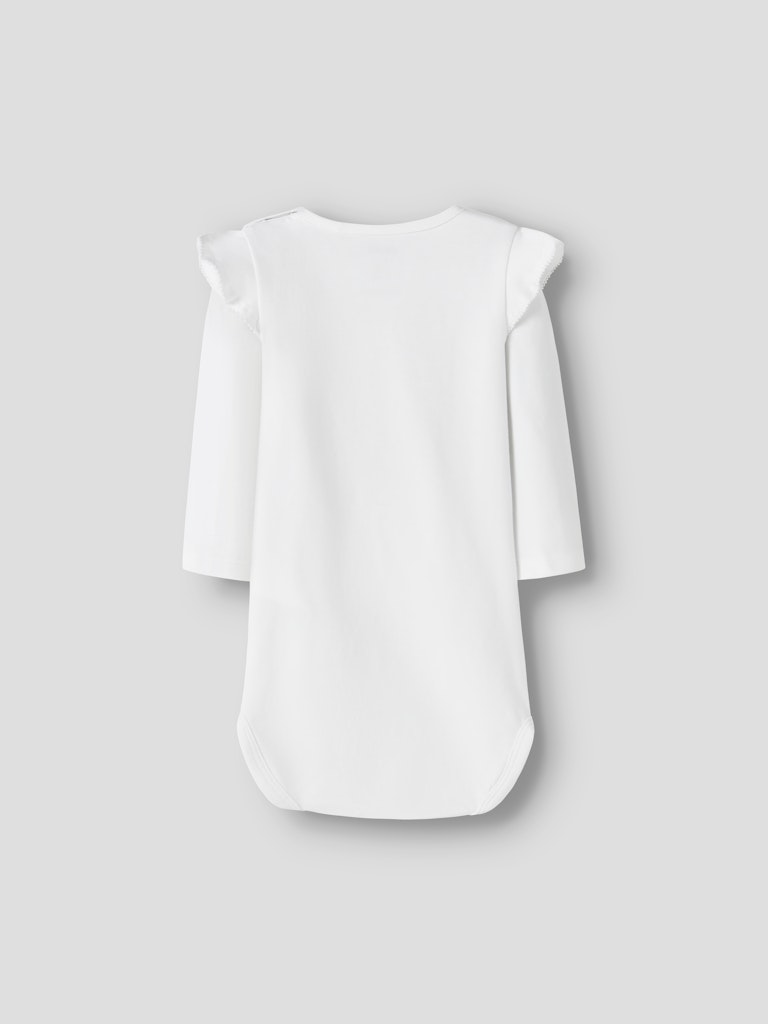 Vit nalle body till bebis flicka. Söt ekologisk body med volanger på axlar till nyfödd baby tjej.
NBFRINDY LS BODY
13255197