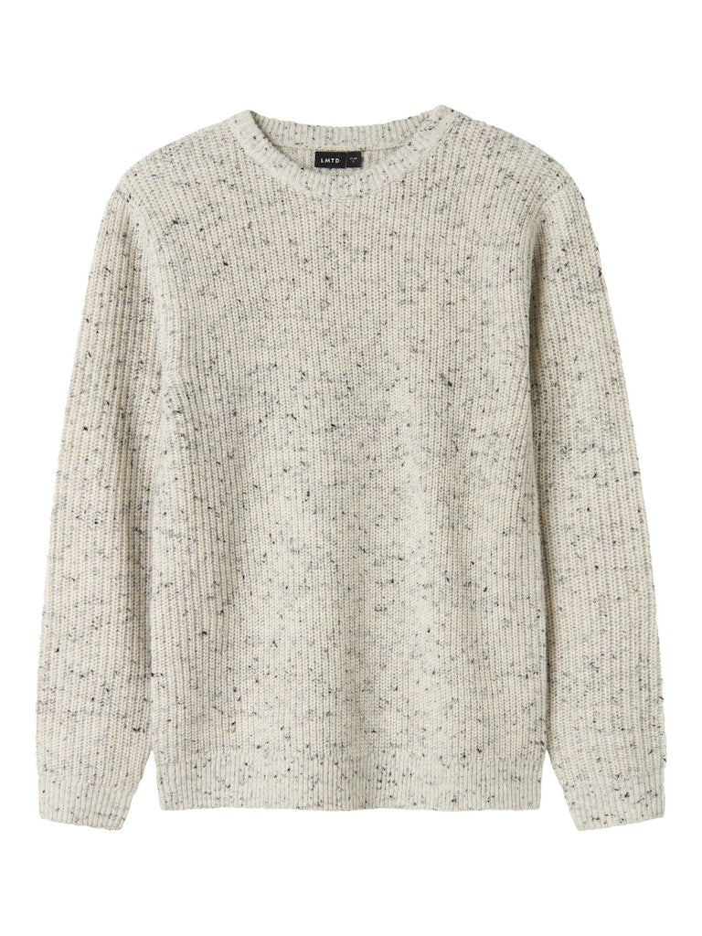 O-neck stickad tröja till ungdom kille. Klassisk snygg grå stickad tröja från LMTD.
NLMNASTON LS O-NECK KNIT
13247275