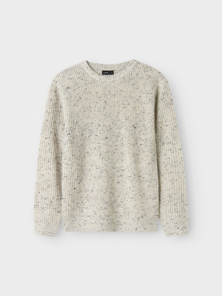 O-neck stickad tröja till ungdom kille. Klassisk snygg grå stickad tröja från LMTD.
NLMNASTON LS O-NECK KNIT
13247275