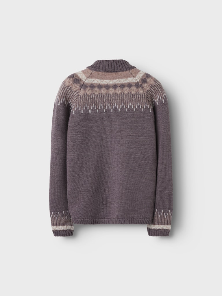 Stickad varm merino ull tröja till flicka. Tjej tröja mönstrad från Name it.
NKFWRISS WOOL LS KNIT TURTLENECK
13228562