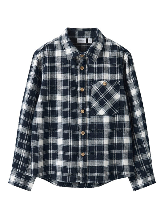 Blå rutig skjorta till pojke. Snygg flanellskjorta till kille barn och ungdom.
NKMSUNDA LS NREG SHIRT
13250464