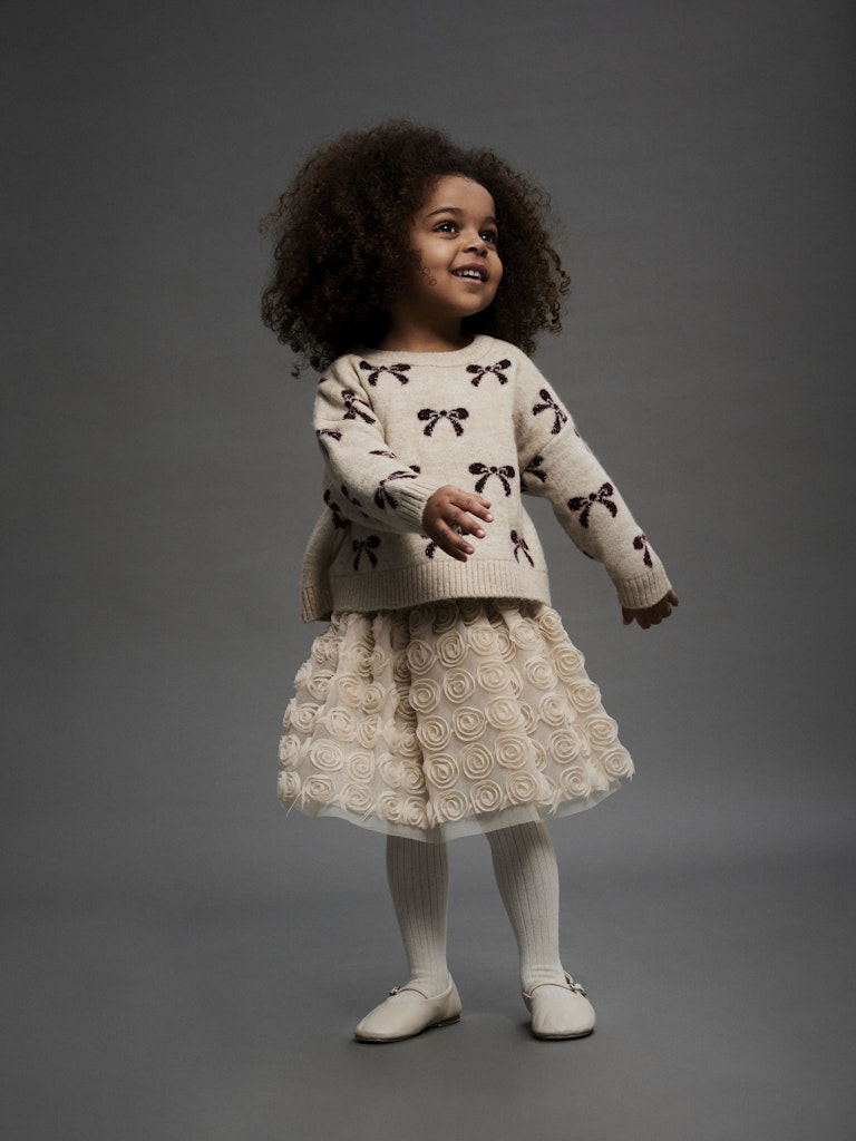 Magiskt fin tyll kjol till flicka. Vacker, festlig ballerinakjol till liten tjej från Nameit.
NMFSYKIA TULLE SKIRT
13250479