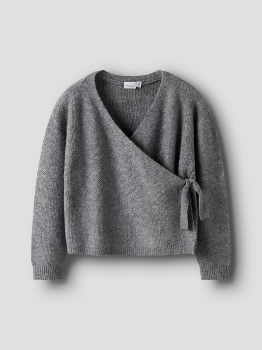 Grå stickad omlott tröja till tjej. Mysig tröja från Nameit.
NKFSANIE LS KNIT
13250477