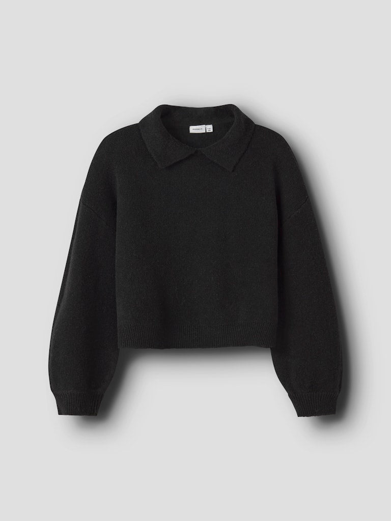Svart krage tröja i mjuk stickad kvalitet.
Snygg tröja till tjej och flicka, barn och ungdom, kläder från Nameit.
NKFSONIA LS POLO KNIT
13250500