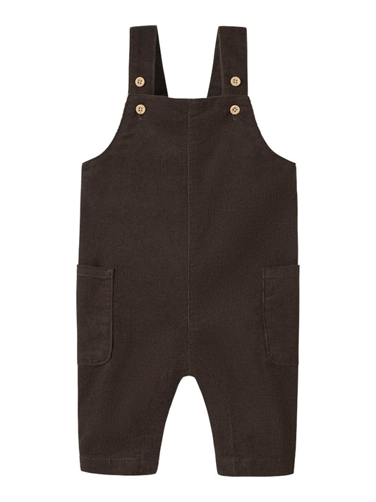 Brun baby byxa med hängslen. Hängselbyxor till bebis pojke i brun manchester, cord kvalitet av ekologisk bomull från Name it.
NBMSASALLE OVERALL
13235189
