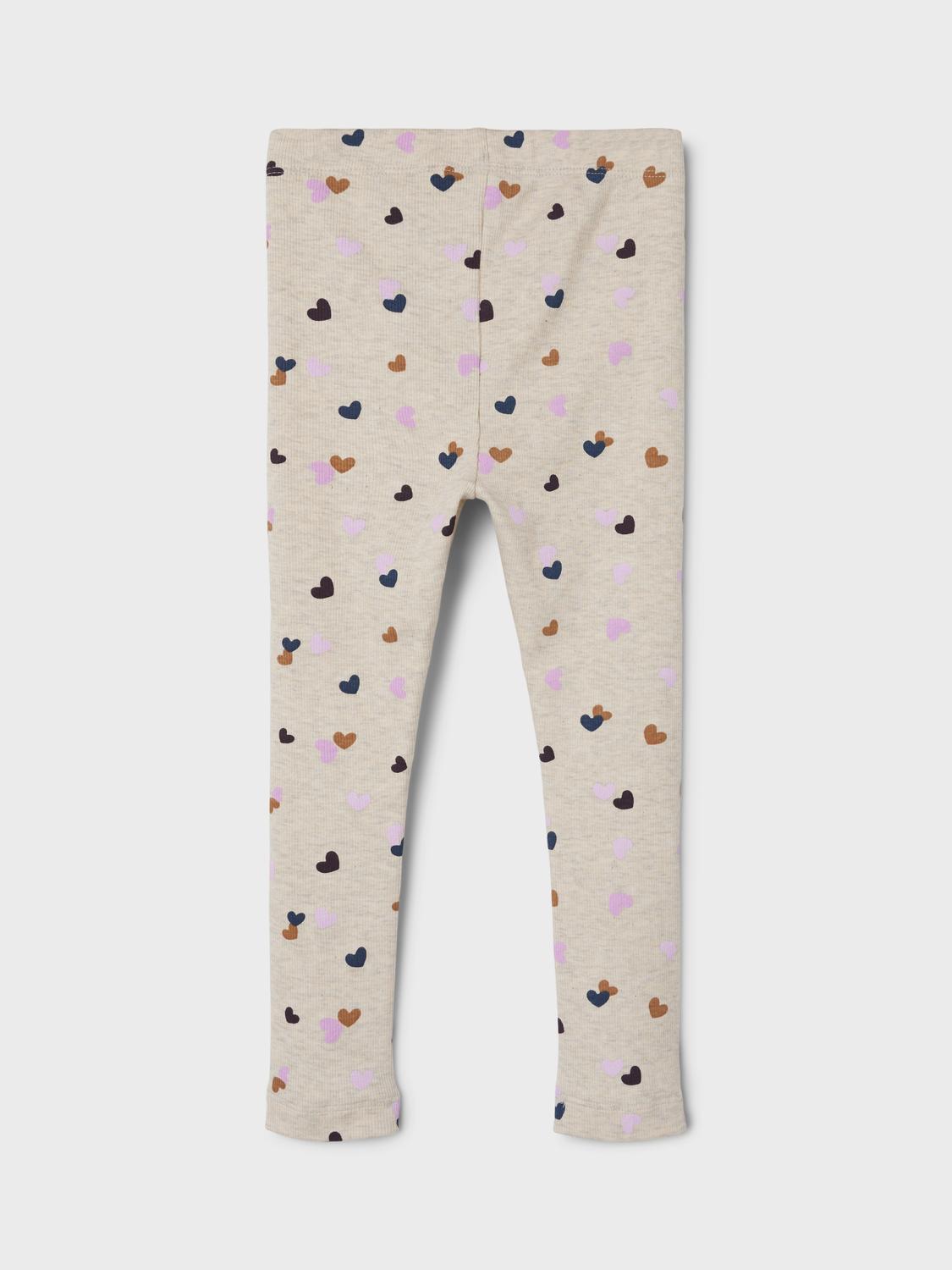 Ribbade leggings med små hjärtan till liten tjej. Flick byxor i ekologisk bomull.