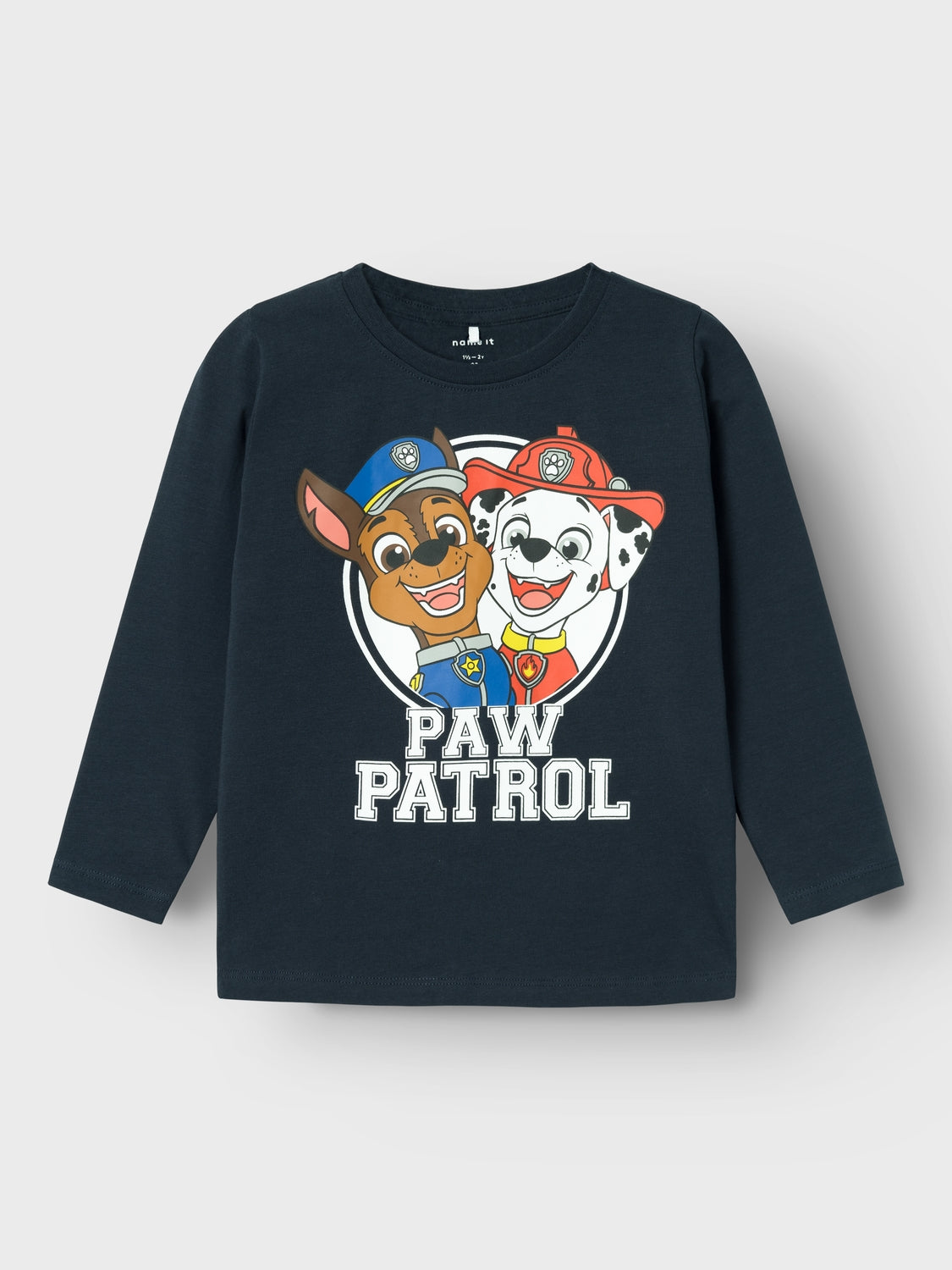 PawPatrol långärmad t-shirt i mörkt blå. Fin hundtröja till liten kille, men passar självklart både flicka och pojke.