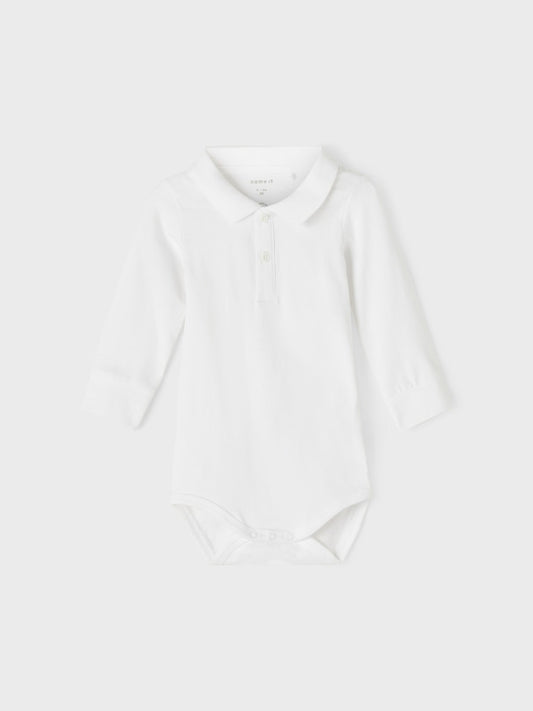Vit piké body till baby pojke. Bebis body till nyfödd i ekologisk bomull.
NBMHOLGER LS POLO BODY NOOS
13190160