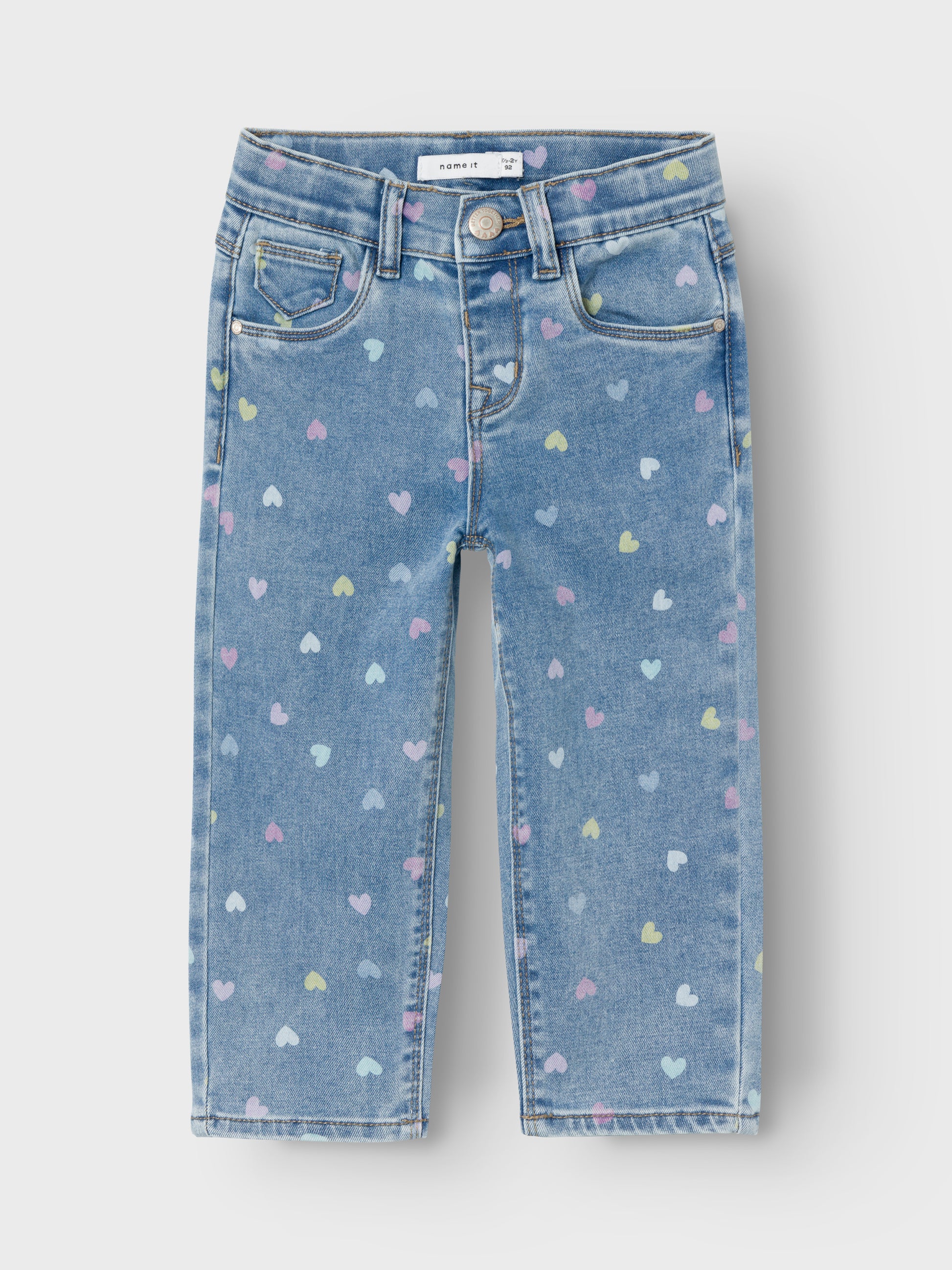 Cool mönstrad blå jeans till flicka. Jeans byxor med hjärtan till liten tjej.NMFBELLA MOM SHAPED JEANS 3555-ON NOOS
13227368