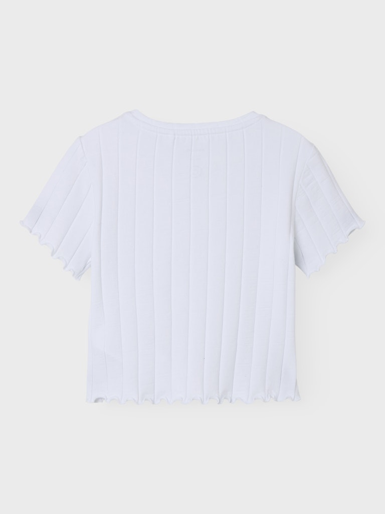 Kortärmad vit topp till tjej med bred ribb. Snygg t-shirt i ekologisk bomull från Name it.
NKFNORALINA SS CROP TOP NOOS
13231024