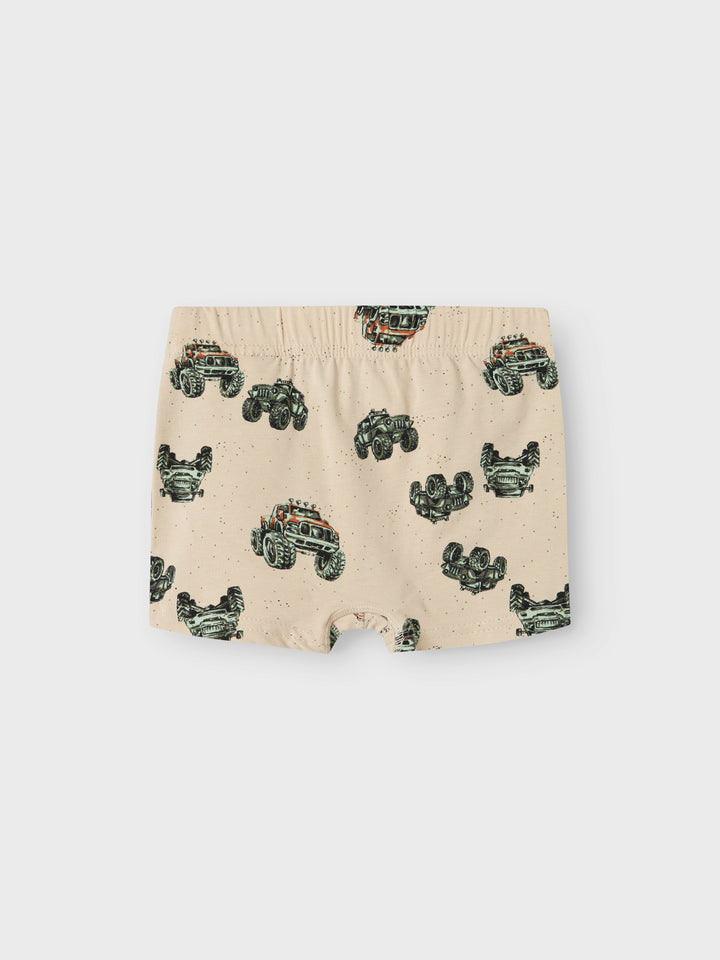 Barn kalsonger 3 pack till liten pojke. Boxershorts svart, grön och beige med bilar till kille.
NMMTIGHTS 3P PEYOTE MONSTER TRUCK NOOS
13232994