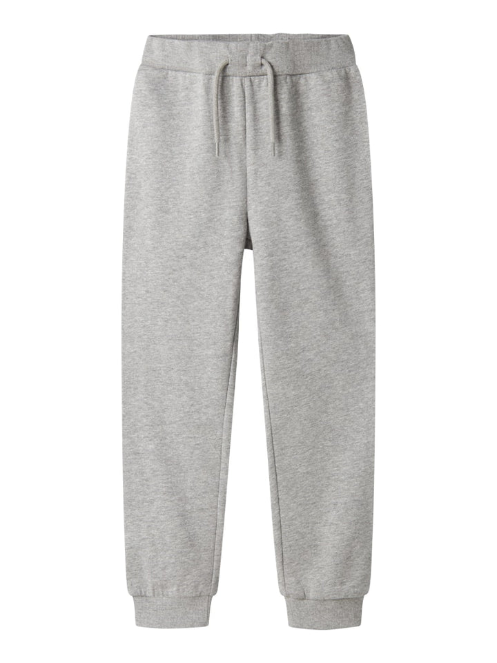 Grå joggers mys byxa till flicka och pojke. Sweat byxor, mys byxor från Name it. Ljus grå bas byxa till barn att leka i, needs vardags byxor till förskolan.
NKMVIAN NREG SWE PANT BRU NOOS
13235093