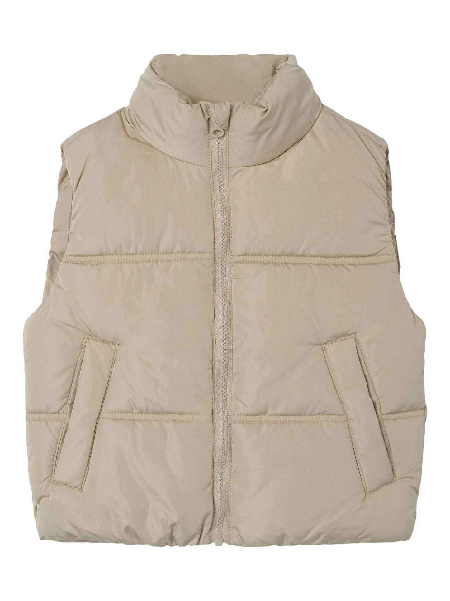 Snygg beige väst till tjej. Täckväst till flicka i återvunnen polyester från Name it.
NKFMAKET VEST NOOS
13237547