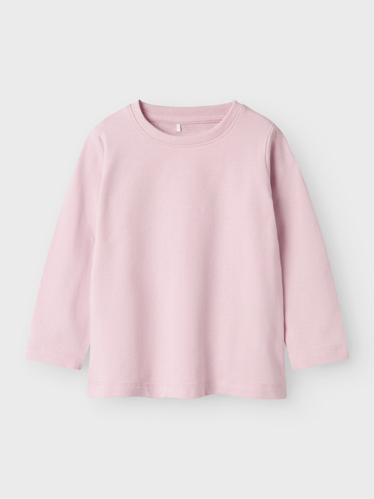 Ljus rosa bas långärmad t-shirt till flicka. Långärms tröja, ljusrosa till flicka. Ekologiska barnkläder från Name it, perfekt till förskolan.
NMFVIBBI LS TOP NOOS
13238716