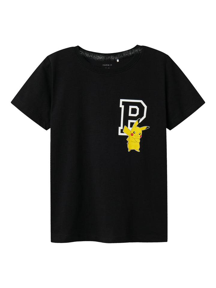 Pokemon t-shirt till pojke. Kortärmad tröja med print på ryggen. T-shirt till kille från Name it.
NKMDEX POKEMON SS NREG TOP BOX NOOS SKY
13238582