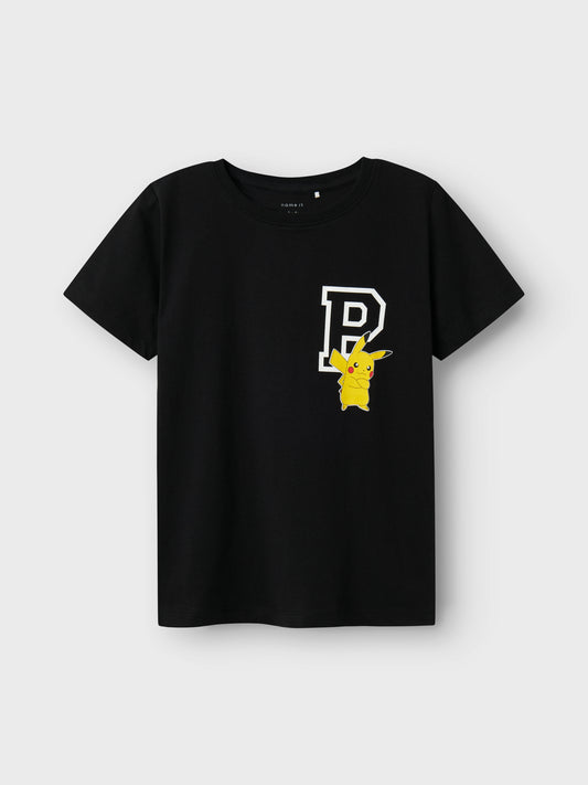 Pokemon t-shirt till pojke. Kortärmad tröja med print på ryggen. T-shirt till kille från Name it.
NKMDEX POKEMON SS NREG TOP BOX NOOS SKY
13238582
