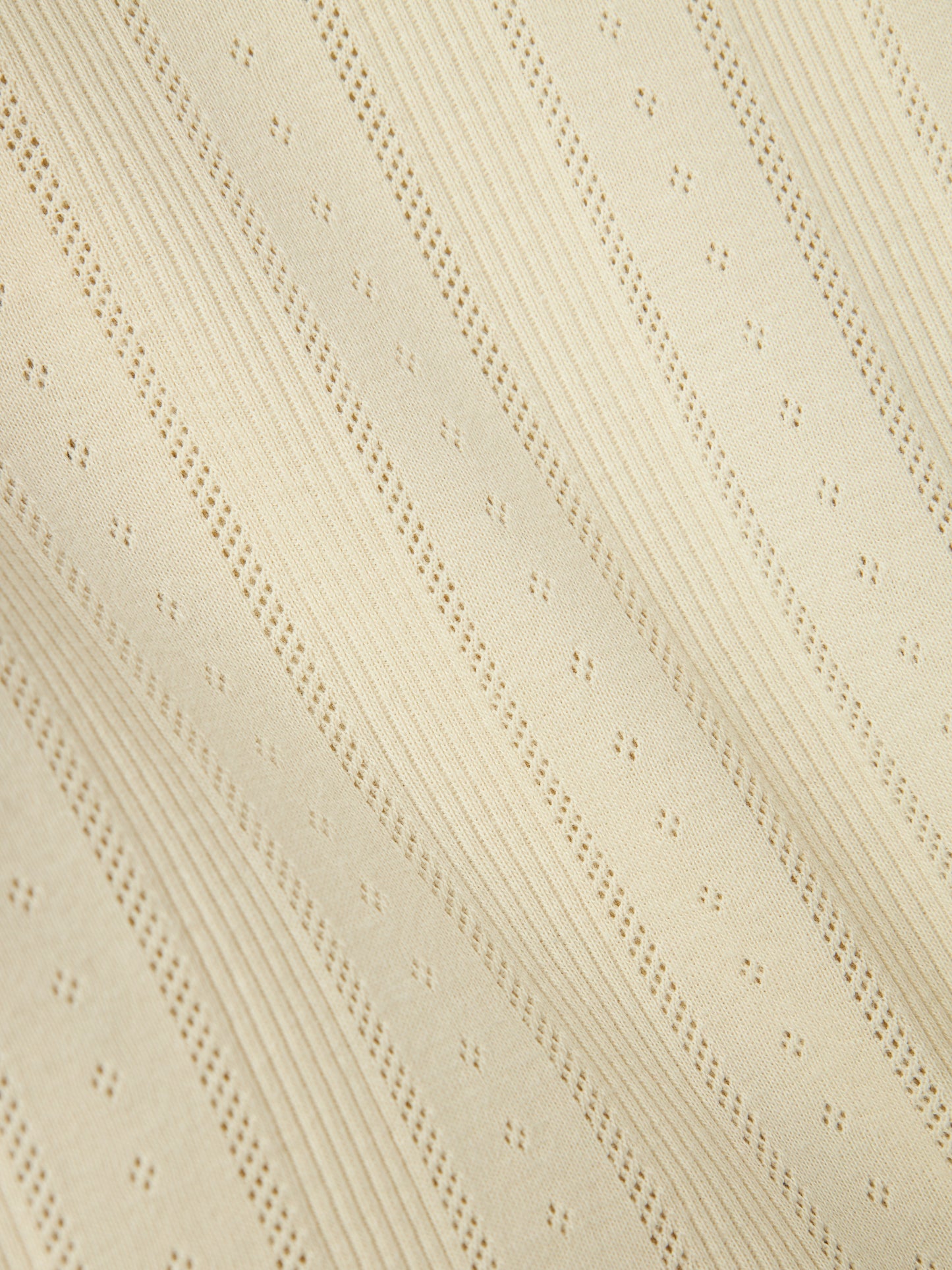 Söt needle drop topp till flicka. Beige, vit tröja till liten tjej från Name it.
NMFJULIA LS SLIM TOP NOOS
13238724