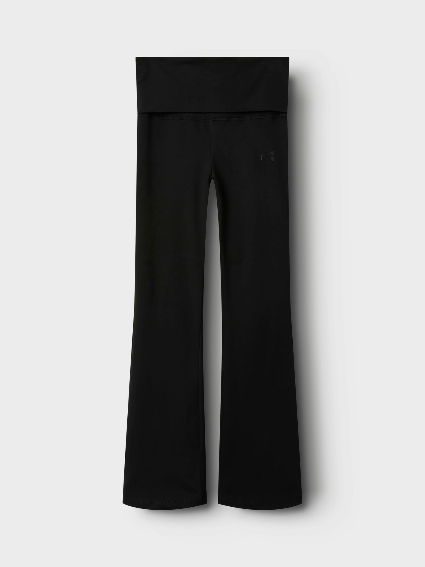 svart yoga legging, utsvängda jazz byxor till tjej. Byxa till flicka. Young, ungdom.
13240485 
NKFSPICE BOOTCUT PANT NOOS