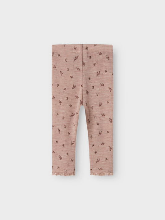 Rosa blommig merinoull legging till baby flicka. Ull underställ byxor till bebis nyfödd från Name it.
NBFWANG WOOL NEEDLE LEGGING NOOS
13228302