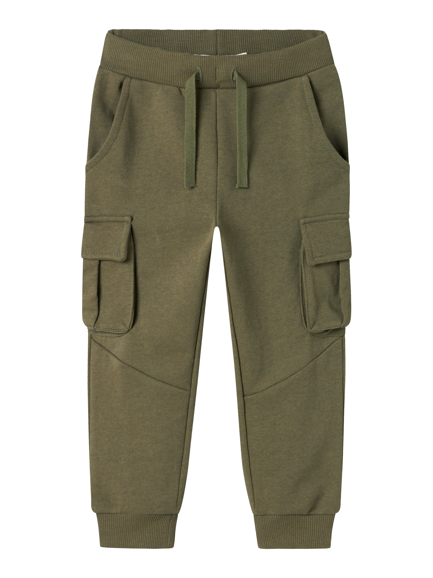 Grön cargo mys byxa till pojke. Joggers byxor till liten kill med stora fickor på låren.
NMNOLI SWEAT PANT UNB NOOS
13221426