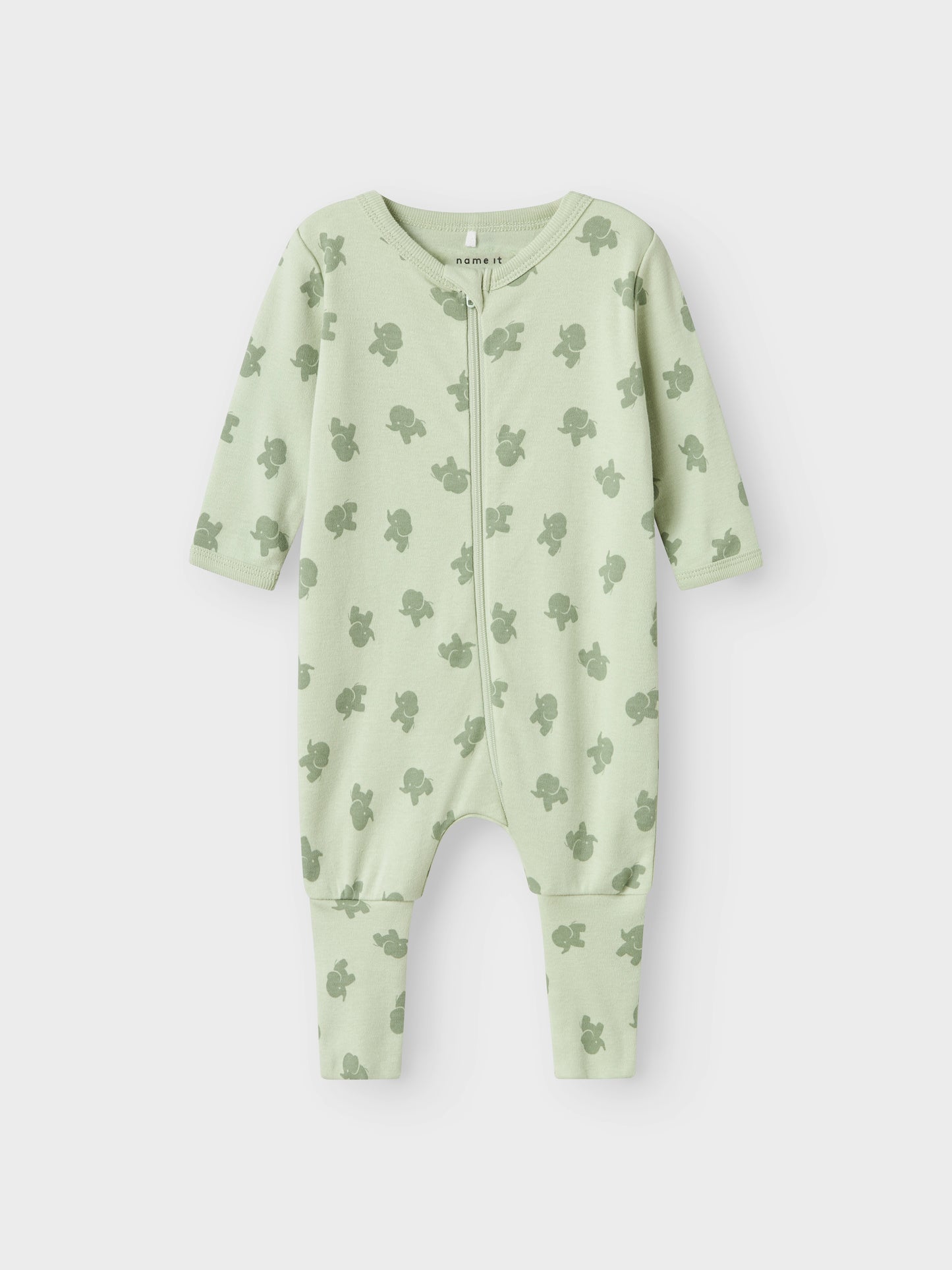 2 pack pyjamas i grön ekologisk bomull med elefanter för din baby och ditt lilla barn upp till storlek 98. Passar både flicka och pojke och du väljer själv om du vill vika den så du får fot eller utan fot.
NBNNIGHTSUIT 2P ZIP FF NOOS
13241732