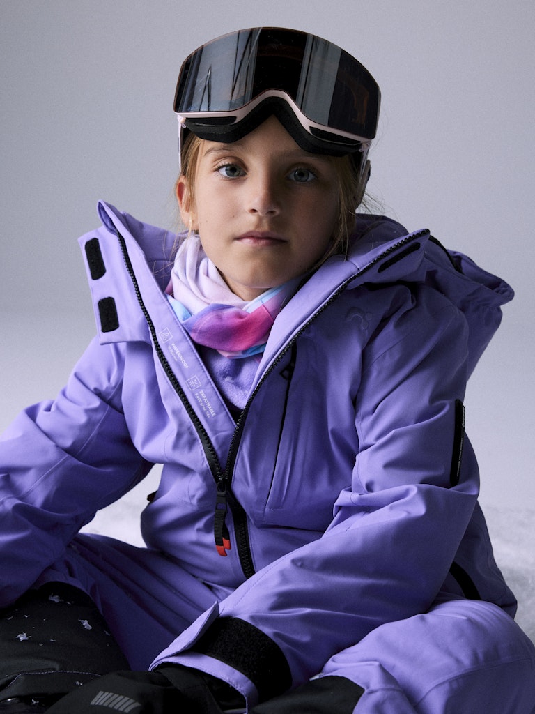 Teknisk och snygg –  Skid jacka till kille och tjej från Name it.
Lila vinter jacka varm och skön kalla dagar för en aktiv och äventyrlig barn och ungdom. 
NKNSLOPE10 JACKET SKI EDITION FO NOOS
13233441