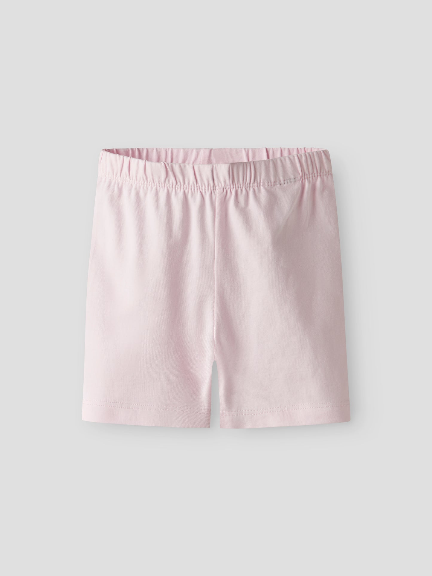 Rosa cykelbyxa till flicka. Cykelbyxor, shorts till liten tjej från Name it.
NMFVIVIAN SHORT LEGGING NOOS
13228153