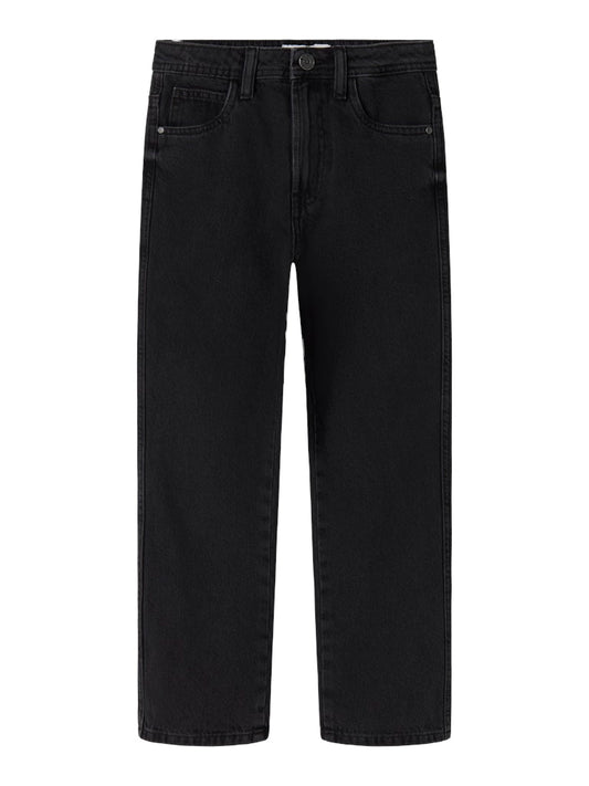 Svarta loose fit jeans till pojke. Barn och ungdom jeans byxor till kille, svart avslappnad modell från Name it.
NKMRYAN LOOSE JEANS 5760-RM NOOS
13248484