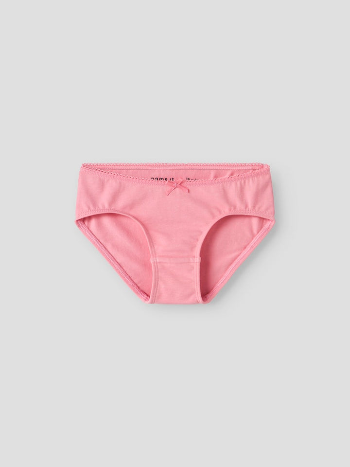 3-pack trosor till flicka. Rosa och lila enfärgade briefs och sedan en ljusrosa med ballerina.
NMFBRIEFS 3P BALLARINA NOOS
13248320
