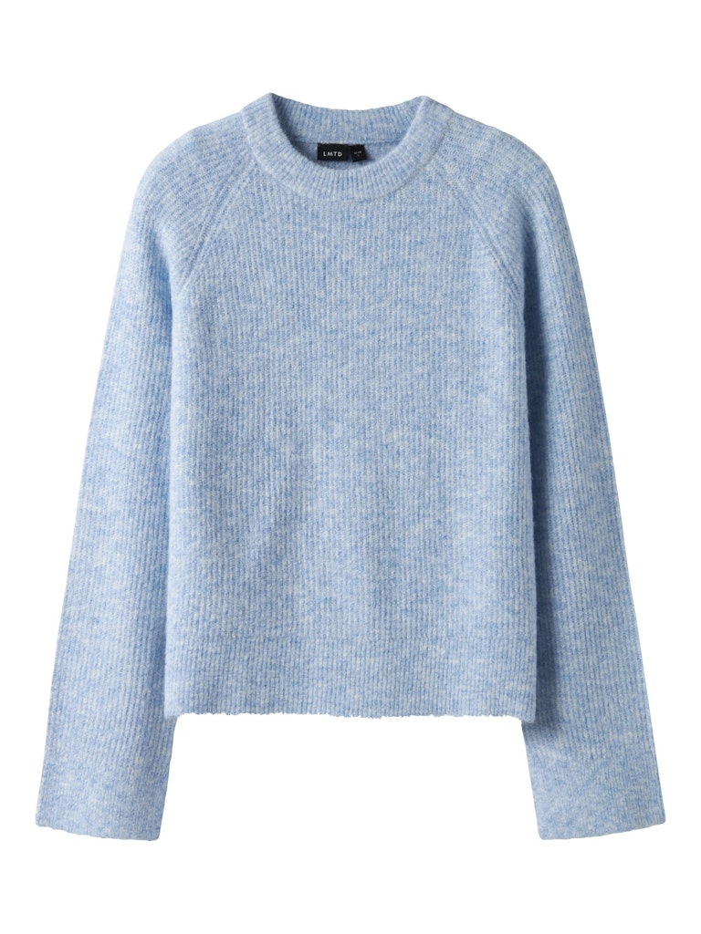 Blå stickad tröja från Lmtd, till tjej. Ungdomskläder till flicka.
NLFKLEAVE LS SHORT KNIT NOOS
13245653