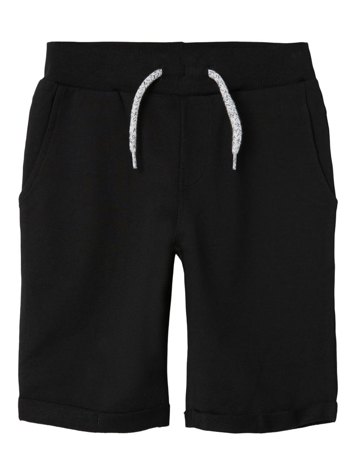 Svart lång shorts till pojke. Sweat shorts kille från Name it.
NKMVERMO LONG SWE SHORTS UNB F NOOS
13201050