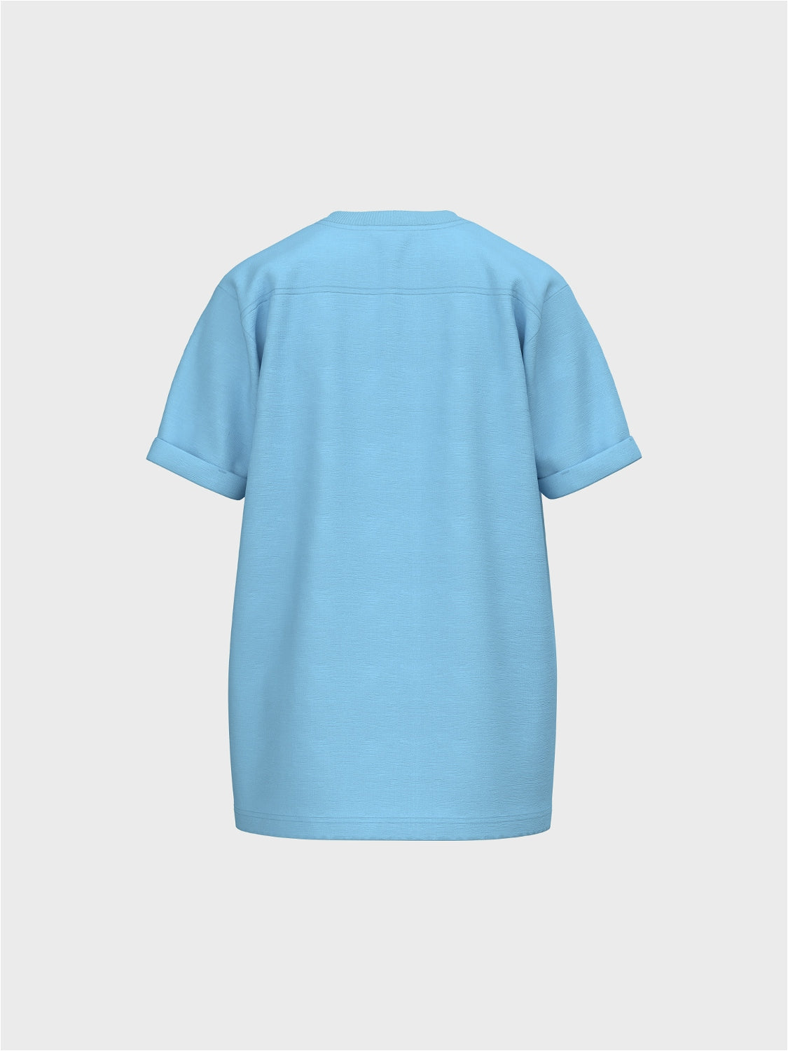 Enfärgad blå t-shirt med bröstficka till pojkar