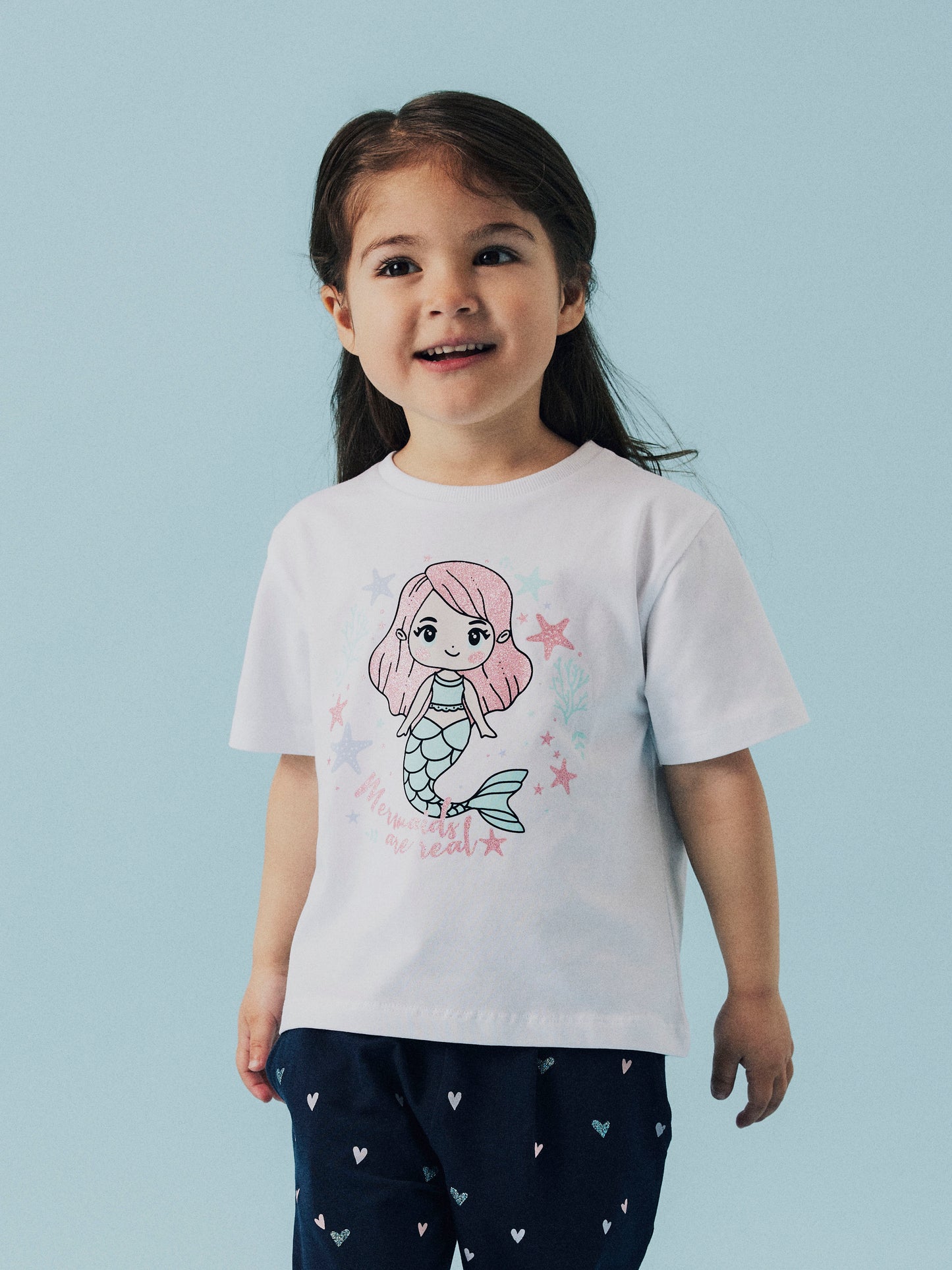 Vit sjöjungfru t-shirt till flicka. Kortärmad topp från Name it.
NMFFREJANE SS NREG TOP
13238061