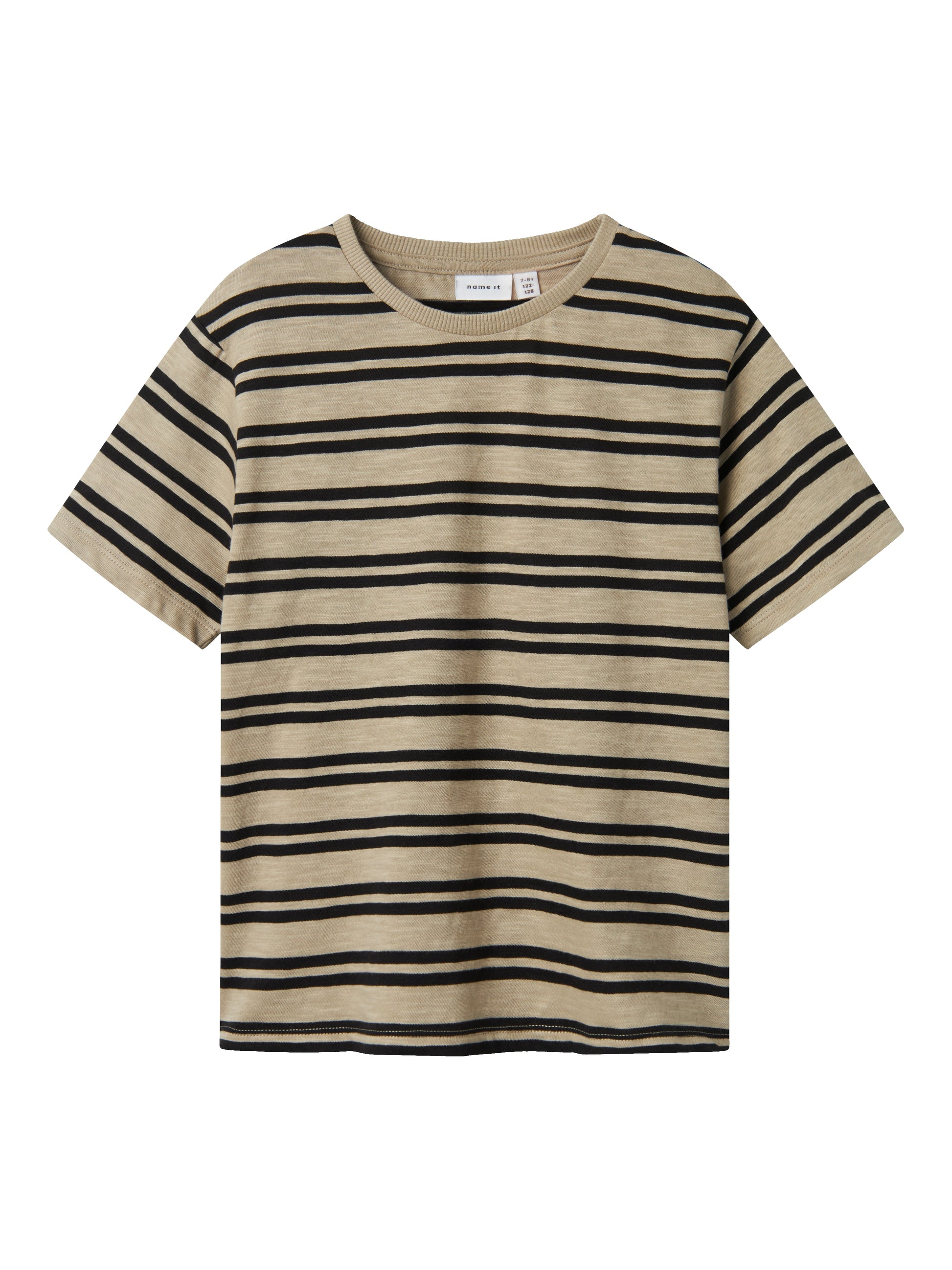Beige randig t-shirt till kille. Ekologiska barnkläder, kortärmad tröja till pojke.
NKMTECALLE SS NREG TOP
13238774