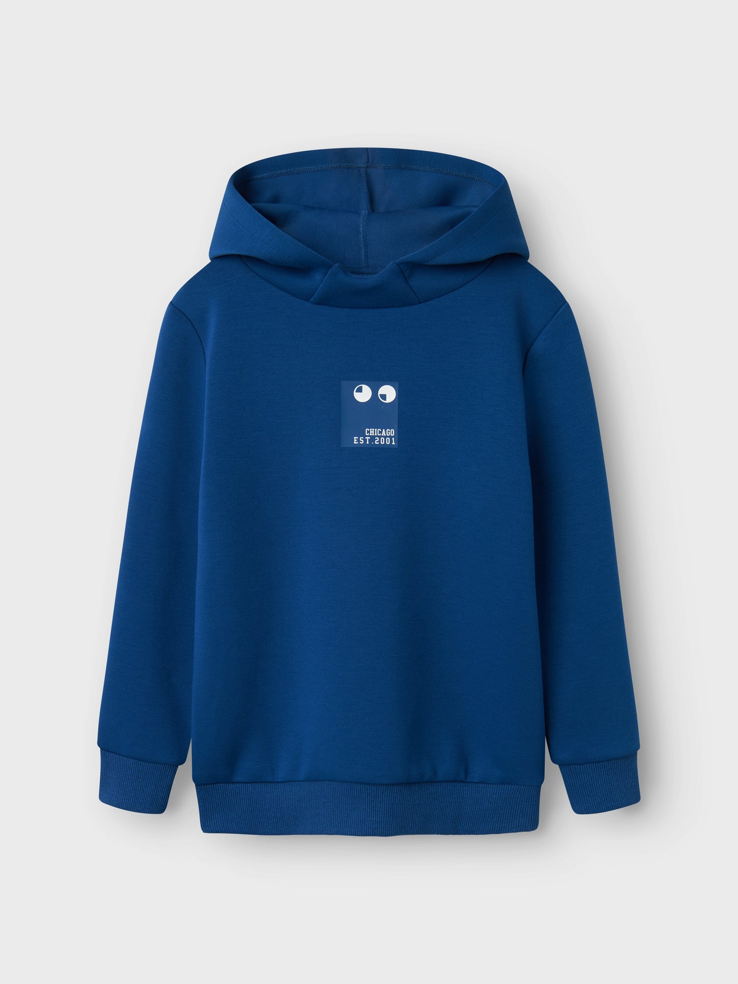 Knallblå, färgglad hoodie till pojke. Enfärgad blå luvtröja till kille från Name it.
NKMBETHEO LS SWEAT WH UNB
13238863